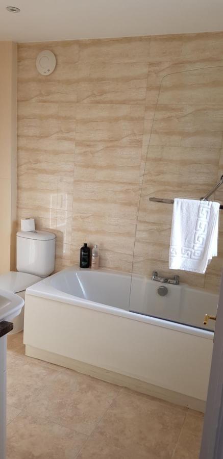 The Bakehouse Guesthouse Maidenhead Bagian luar foto